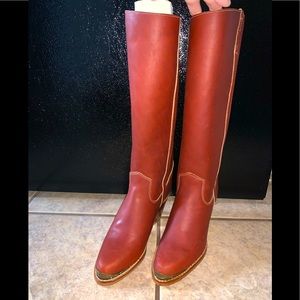 Brand new VINTAGE Zodiac knee high reddish rust color leather boots size 6.5